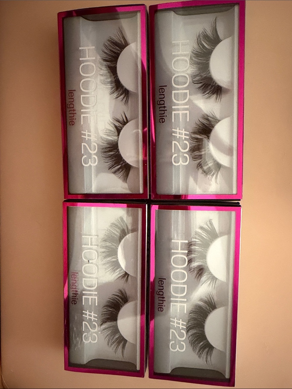 Huda Beauty HOODIE #23 Lashes (1PC)